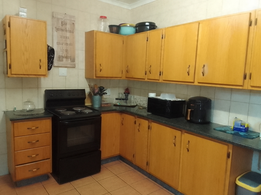 3 Bedroom Property for Sale in Protea Park North West